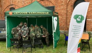  Kauno VI forte piliečių komandos išmėgino jėgas Pilietiškumo žaidynėse „Aš esu pareiga“
