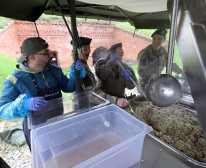  Kauno VI forte piliečių komandos išmėgino jėgas Pilietiškumo žaidynėse „Aš esu pareiga“