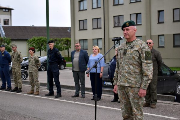  Kaune įvyko 10-osios vyresnių klasių mokinių pasirenkamojo kūno kultūros modulio „Krašto gynyba“ varžybos