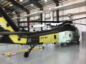  Lietuvos įsigyti sraigtasparniai UH-60 „Black Hawk“ pristatyti į modifikacijos gamyklą
