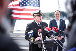  Didžiausias Lietuvoje apsilankęs karinis laivas – tvirto JAV ir NATO įsipareigojimo įrodymas