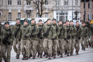  Karo akademijos kariūnai prisiekė Lietuvai