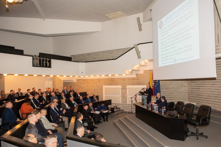 Lietuvos pramonės atstovai susipažino su  galimybėmis dalyvauti JAV Gynybos departamento pirkimuose