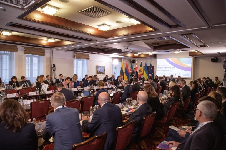 Ekspertai diskutavo apie ES saugumo ir gynybos darbotvarkę Rytų kaimynystėje