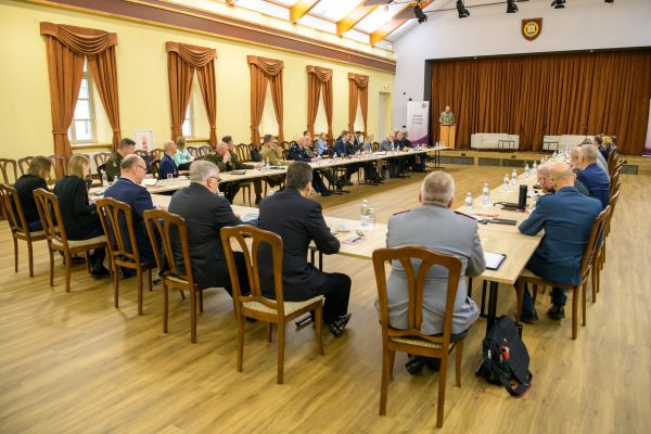  Tarptautinių kursų dalyviai Lietuvoje nagrinėja NATO adaptaciją ir saugumo situaciją Baltijos jūros regione