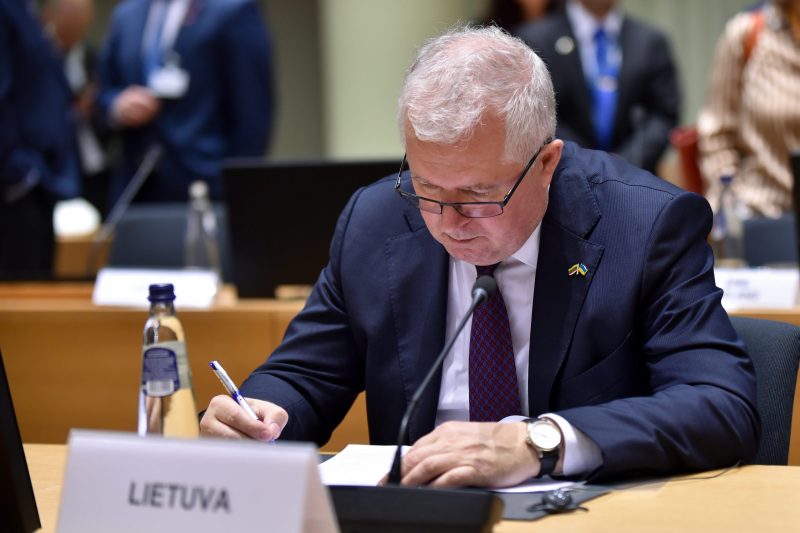 Europos Sąjunga pradeda karinę paramos misiją Ukrainai