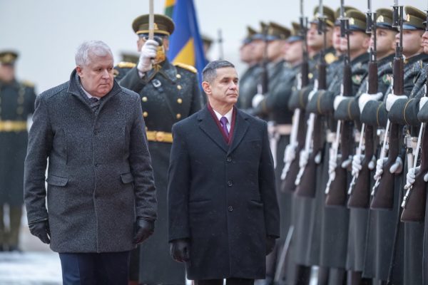  Lietuva stiprina karinį bendradarbiavimą su Moldova: remsime šalies gynybos reformas