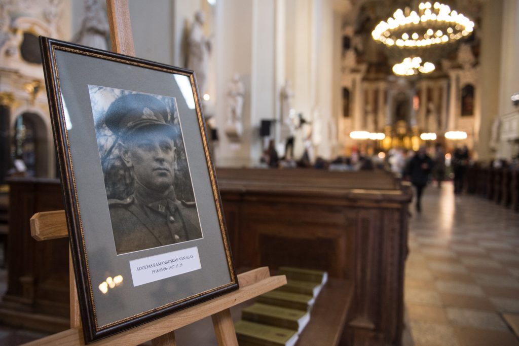 Brigados generolo Adolfo Ramanausko-Vanago žūties 65-ųjų metinių minėjimas