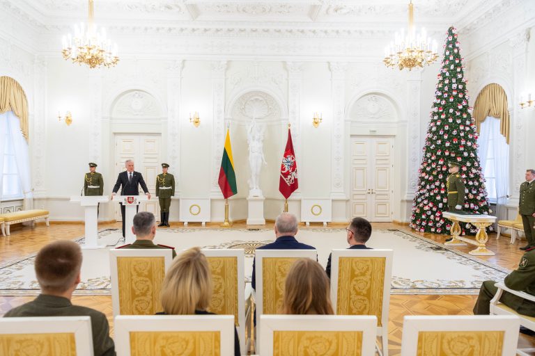 Dviem Lietuvos karininkams suteikti generolo majoro laipsniai