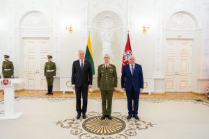  Dviem Lietuvos karininkams suteikti generolo majoro laipsniai