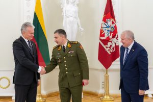 Dviem Lietuvos karininkams suteikti generolo majoro laipsniai