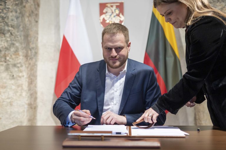  Lenkija oficialiai prisijungė prie Regioninio kibernetinės gynybos centro