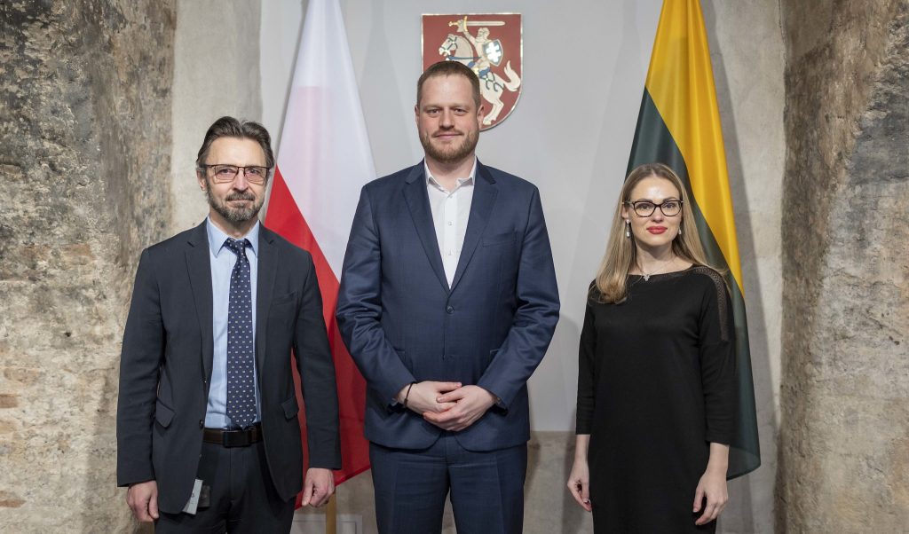 Lenkija oficialiai prisijungė prie Regioninio kibernetinės gynybos centro