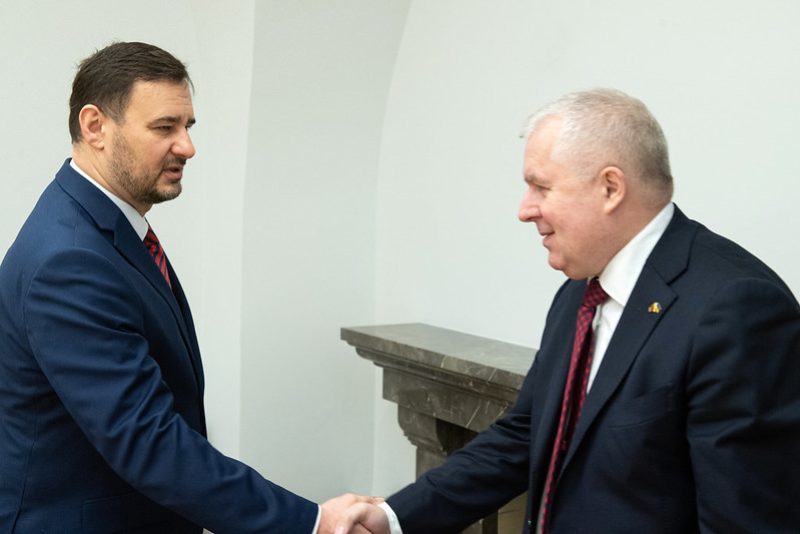 Krašto apsaugos ministras: „Mūsų palaikymas Ukrainai nesiliaus iki pergalės“