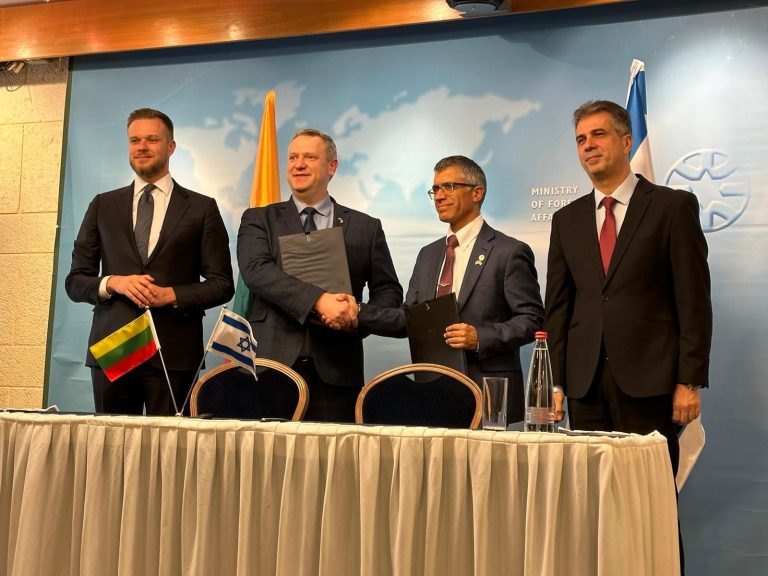 Lietuva ir Izraelis sutarė glaudžiau bendradarbiauti kibernetinio saugumo srityje