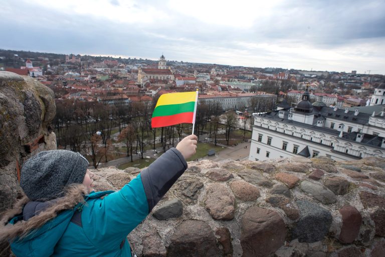 Pasitinkant Lietuvos Nepriklausomybės atkūrimo dieną