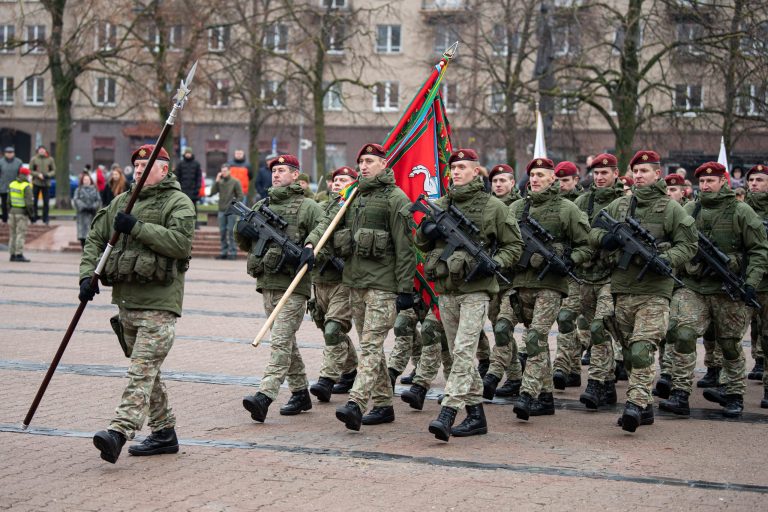 Per šiuos metus reikšmingai pagerės Krašto apsaugos savanorių pajėgų aprūpinimas