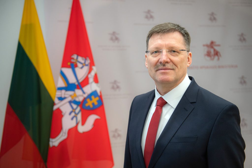 Krašto apsaugos viceministro pareigas pradeda eiti Renius Pleškys