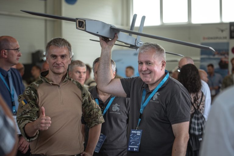 Lietuvos gynybos pramonė turi būti orientuota tiek į šalies gynybos ir saugumo poreikius, tiek į eksportą ir aukštąsias technologijas