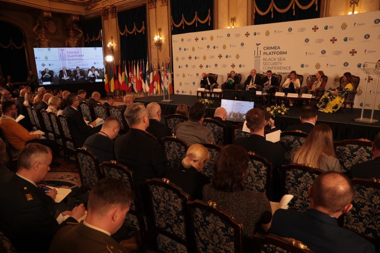 Krymo platformos konferencijoje pabrėžta Baltijos ir Juodosios jūros šalių karinio bendradarbiavimo svarba