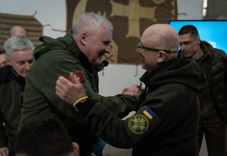 Ministras A. Anušauskas vyksta į Ukrainai karinę paramą teikiančių šalių susitikimą Ramšteine