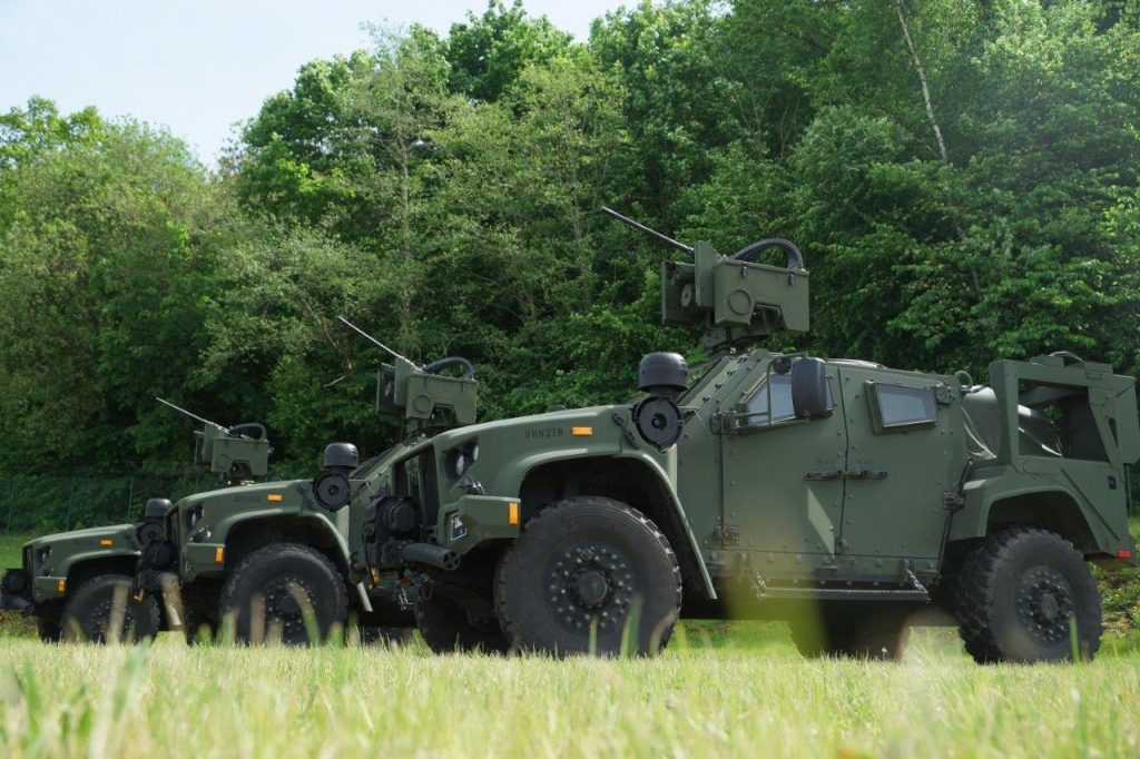 Lietuvą pasiekė trečioji šarvuotųjų visureigių JLTV partija