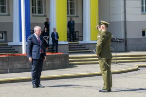  Karininkų gretas papildė Lietuvos karo akademijos absolventai