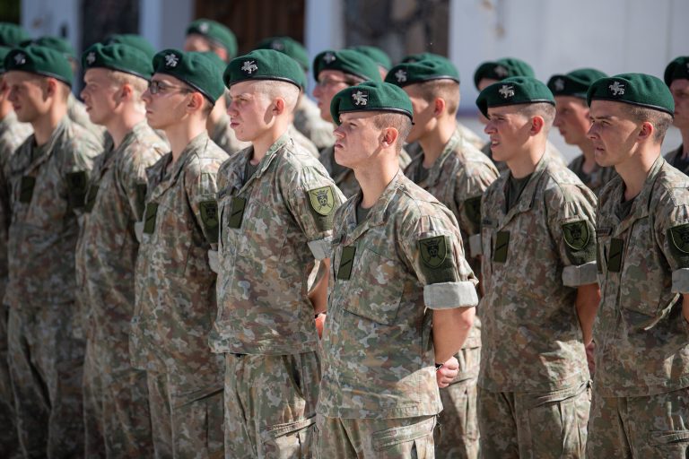 Krašto apsaugos ministerija suinteresuotoms institucijoms pateikė derinti Karo prievolės reformos projektą 