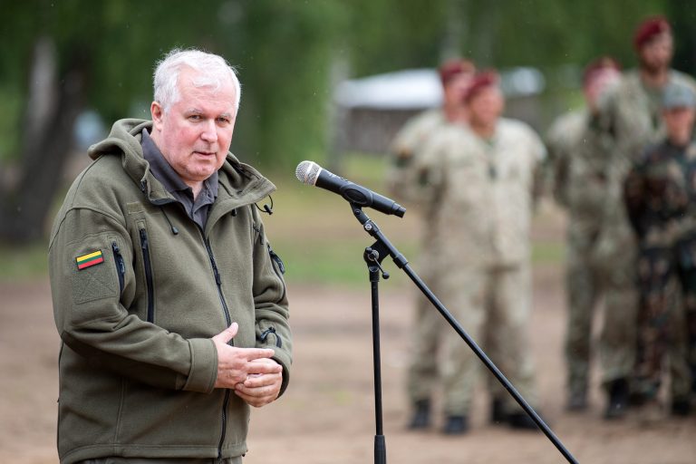 Ministro paskelbta informacija neturi įslaptintos informacijos požymių