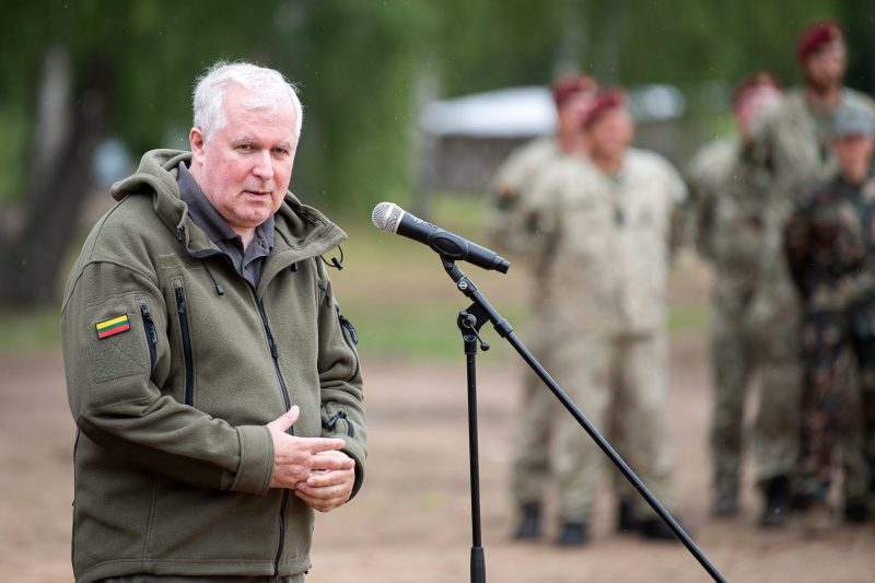 Ministro paskelbta informacija neturi įslaptintos informacijos požymių