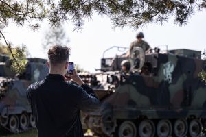  Krašto apsaugos ministerijoje vyko projekto „Moksleiviai į Vyriausybę“ veiklos