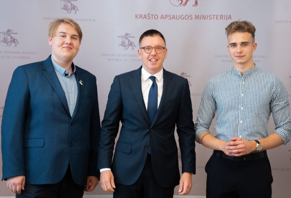  Krašto apsaugos ministerijoje vyko projekto „Moksleiviai į Vyriausybę“ veiklos