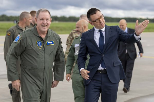  Viceministras Ž. Tomkus susitiko su NATO karinių oro pajėgų vadavietės vadu gen. J.H. Heckeriu, aptarė NATO oro gynybos Rotacinio modelio įgyvendinimą  