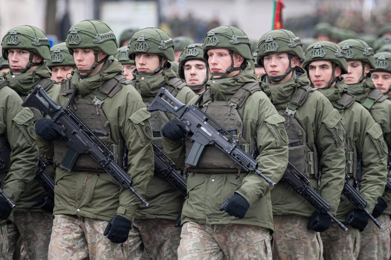 Krašto apsaugos ministras: karas Ukrainoje parodė, ko reikia kariui