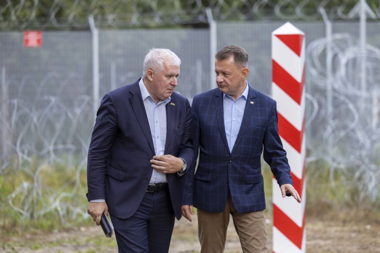 Sienų sankirtoje susitikę Lietuvos ir Lenkijos krašto apsaugos ministrai: abi šalys aiškiai suvokia kylančius saugumo iššūkius regione