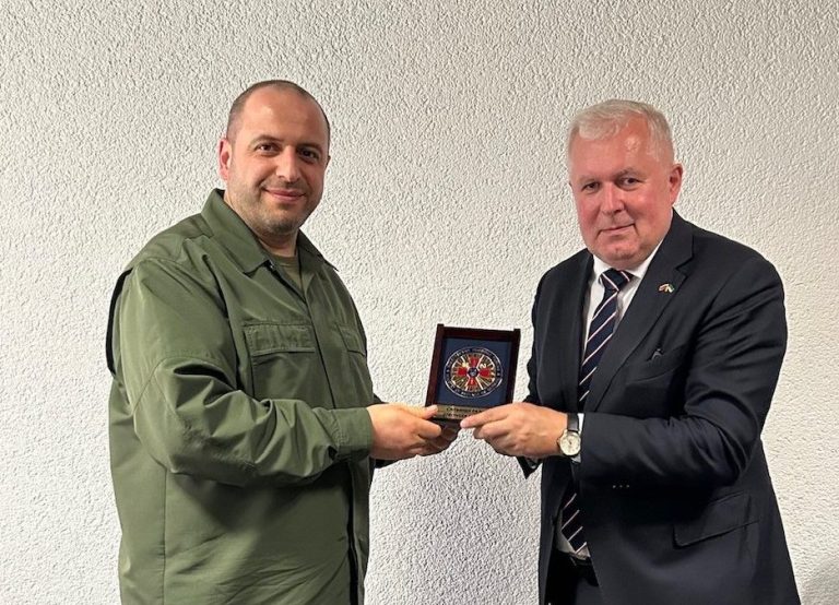 Su naujuoju Ukrainos gynybos ministru susitikęs A. Anušauskas pristatė naujausią Lietuvos paramos paketą