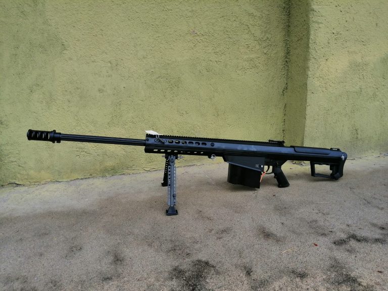 Lietuvos kariams – modernūs amerikietiški snaiperiniai šautuvai „Barrett“ ir kulkosvaidžiai FN MINIMI 7.62.