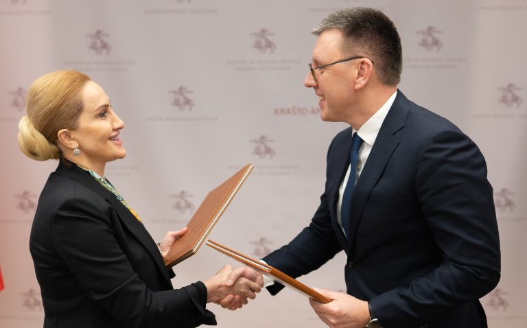 Lietuva ir Sakartvelas pasirašė bendradarbiavimo gynybos srityje veiklos planą