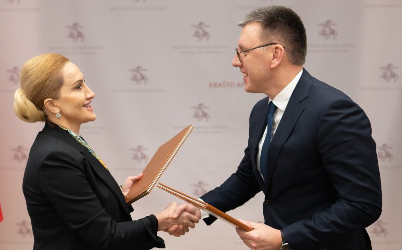 Lietuva ir Sakartvelas pasirašė bendradarbiavimo gynybos srityje veiklos planą