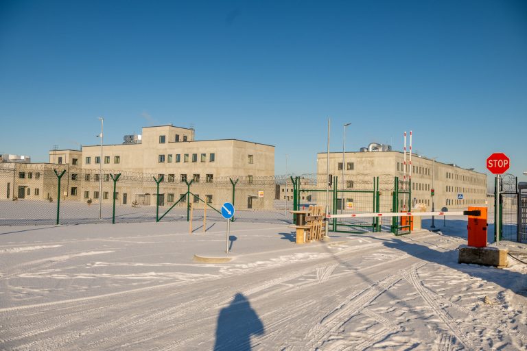 Lietuvos kariuomenei perduodami raktai nuo dviejų naujų karinių miestelių – Rokantiškių ir Pajūrio