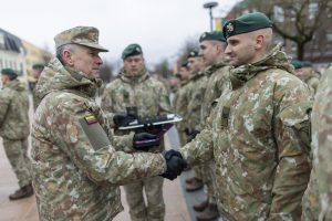 Lithuanian contingent back from Iraq awarded for maintaining international commitments 