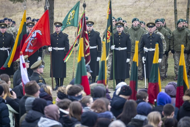  Lietuvos laisvės kovos sąjūdžio Tarybos Deklaracijos paskelbimo 75-erių metų minėjime – kvietimas ugdyti pasipriešinimo ir atsparumo dvasią