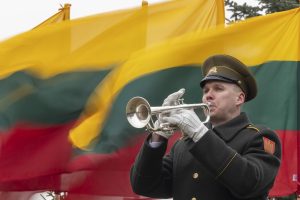  Lietuvos laisvės kovos sąjūdžio Tarybos Deklaracijos paskelbimo 75-erių metų minėjime – kvietimas ugdyti pasipriešinimo ir atsparumo dvasią