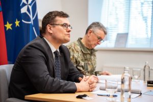  Krašto apsaugos ministras L. Kasčiūnas kalbėjosi su Ukrainos gynybos ministru R. Umerovu