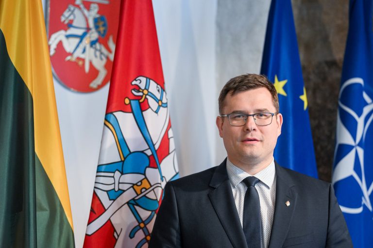 Krašto apsaugos ministras L. Kasčiūnas išvyksta vizito į Italiją