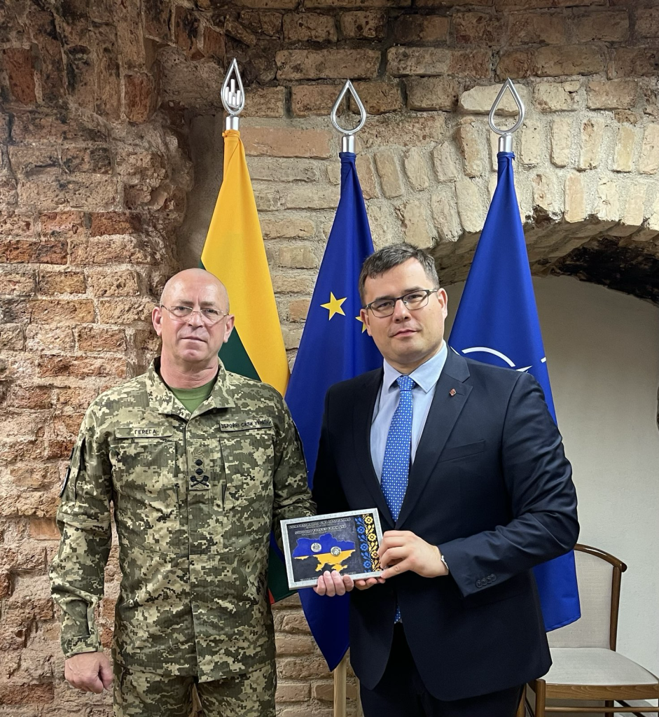 Commander of the Support Forces of the Armed Forces of Ukraine briefed Minister of National Defence L. Kasčiūnas on the most effective counter-mobility tactics   