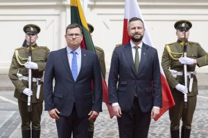  L. Kasčiūnas po susitikimo su Lenkijos gynybos ministru: Baltijos gynybos linijos bei Lenkijos Rytinio skydo iniciatyvos siunčia aiškią žinią priešininkui