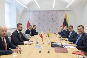  L. Kasčiūnas po susitikimo su Lenkijos gynybos ministru: Baltijos gynybos linijos bei Lenkijos Rytinio skydo iniciatyvos siunčia aiškią žinią priešininkui