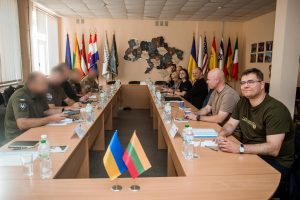  Minister of National Defence L. Kasčiūnas toured fortifications and drone training centre in Ukraine  
