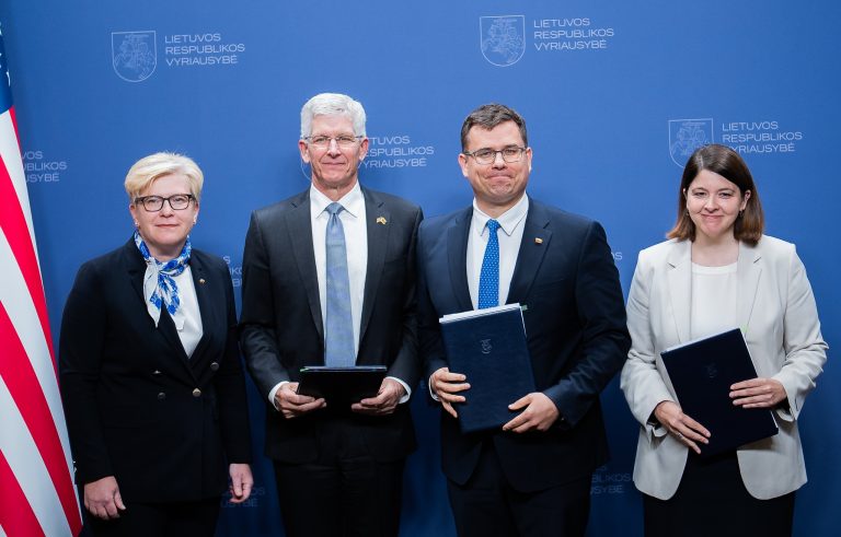 Lietuva ir JAV žengia svarbų žingsnį stiprinant bendradarbiavimą gynybos pramonės srityje